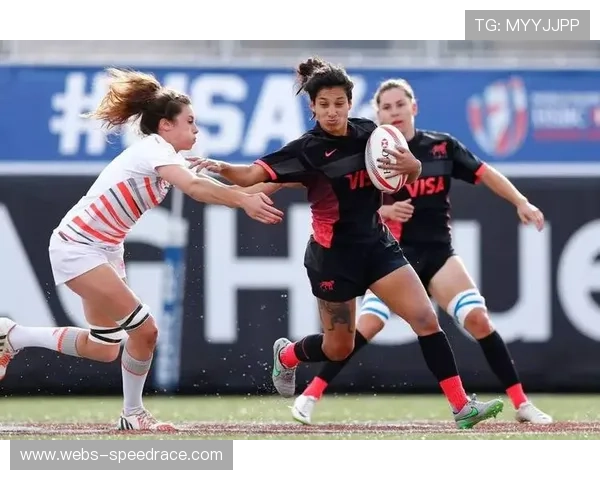 加拿大女队大胜斐济，鲁埃教练肯定球队信心建立过程